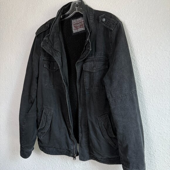 Levi's 🤘🏽 Men's Military Utility Jacket \\ Size Large // Black w/ sherpa - Picture 6 of 13